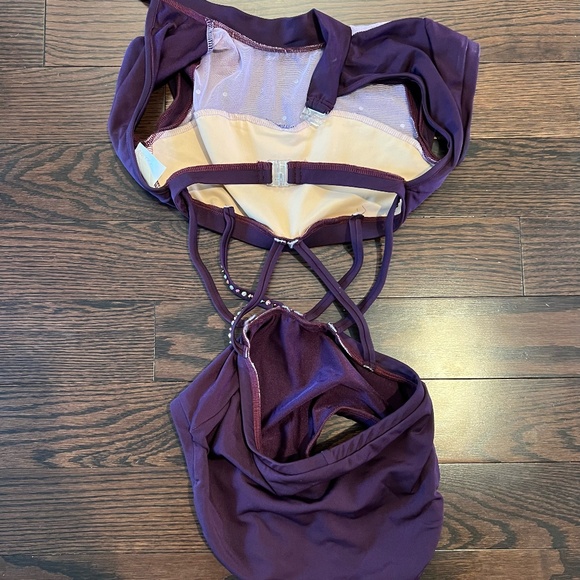 Dance costume - Picture 2 of 3